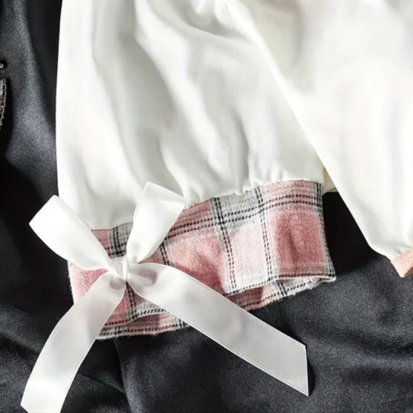 School Girl Charm - Picture 5 of 9